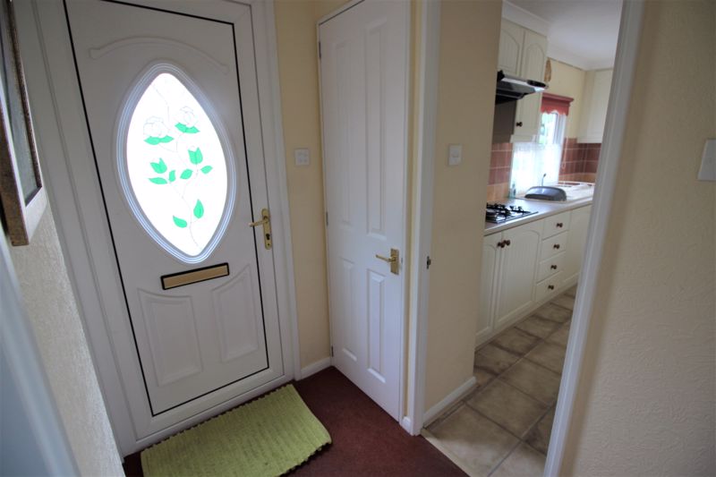 2 bed  for sale in Fairholme Park, Ollerton, NG22 2