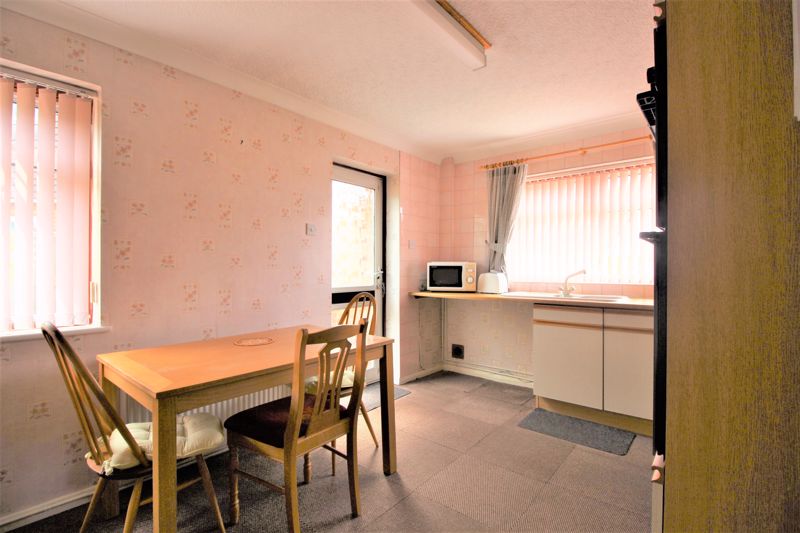 3 bed bungalow for sale in Hereford Avenue, Newark, NG22  - Property Image 4