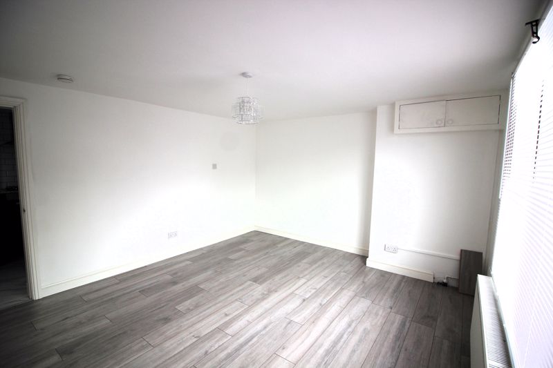 1 bed flat for sale in 22 Oak Avenue, New Ollerton, NG22 4