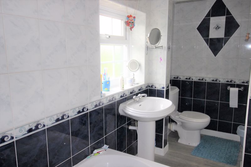 3 bed house for sale in Second Avenue, MANSFIELD, NG21  - Property Image 16
