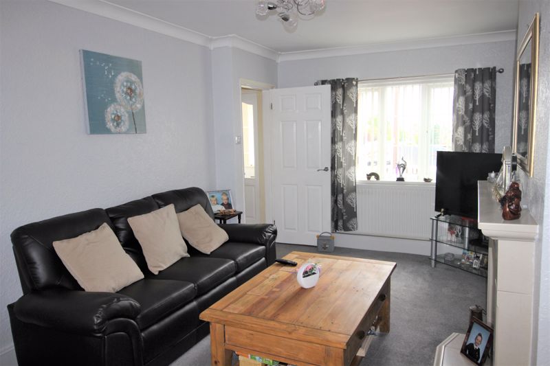 3 bed house for sale in Second Avenue, MANSFIELD, NG21  - Property Image 5