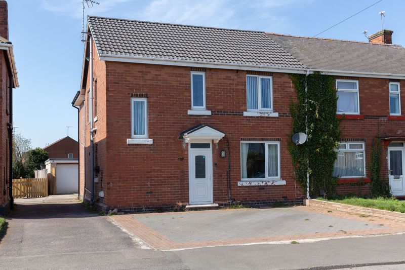 4 bed house for sale in Walesby Lane, New Ollerton, NG22, NG22