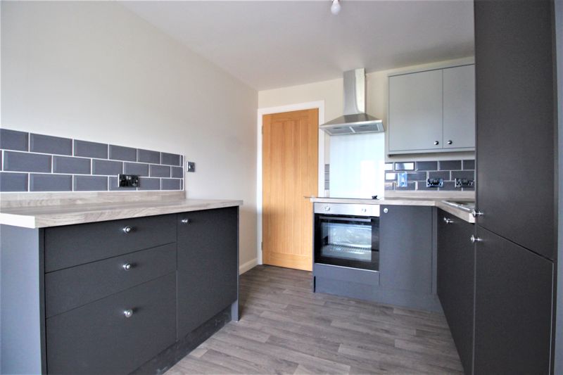 1 bed flat to rent in Whitewater Road, Ollerton, NG22 3
