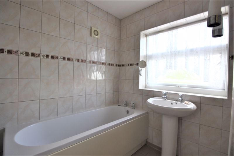 3 bed house for sale in Boy Lane, Edwinstowe, NG21  - Property Image 14