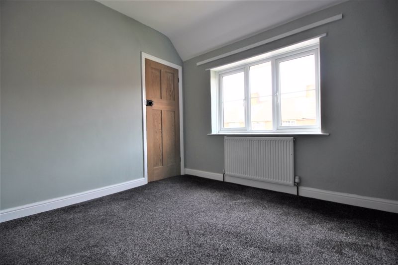 3 bed house for sale in First Avenue, Edwinstowe, NG21 11