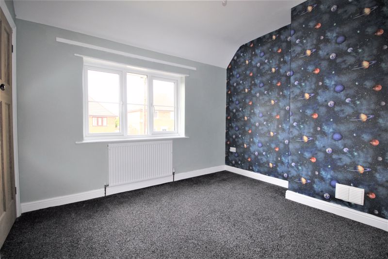 3 bed house for sale in First Avenue, Edwinstowe, NG21 10