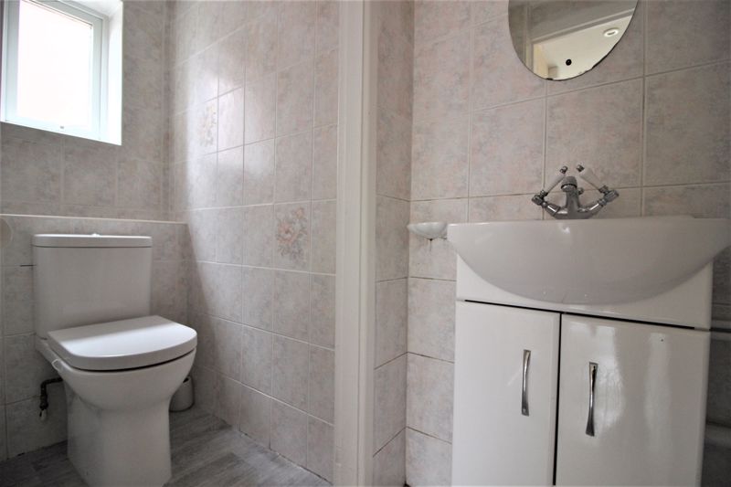 4 bed house for sale in Linton Drive, Boughton, NG22  - Property Image 11