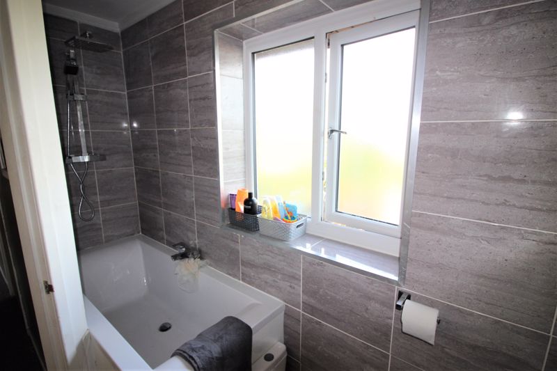 3 bed house for sale in Petersmith Drive, Ollerton, NG22  - Property Image 16