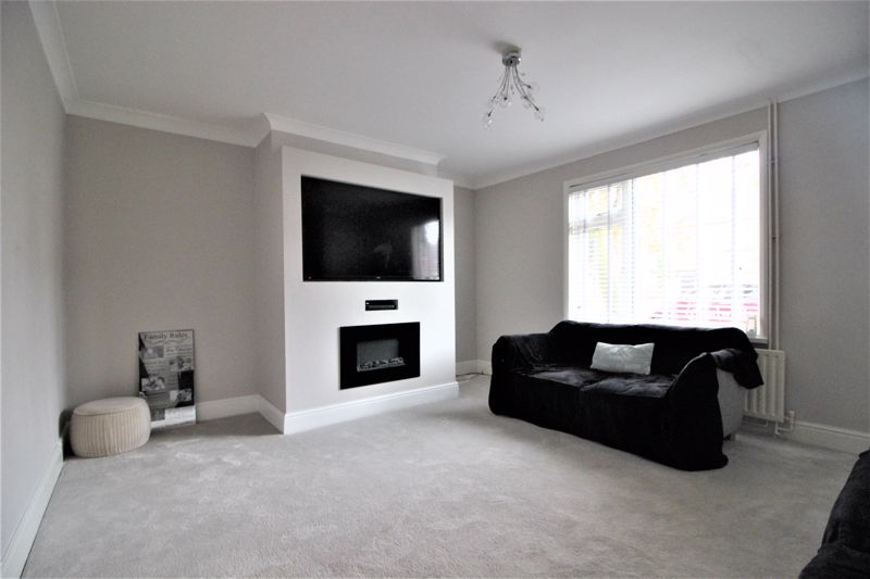 3 bed house for sale in Walesby Lane, Ollerton, NG22 2