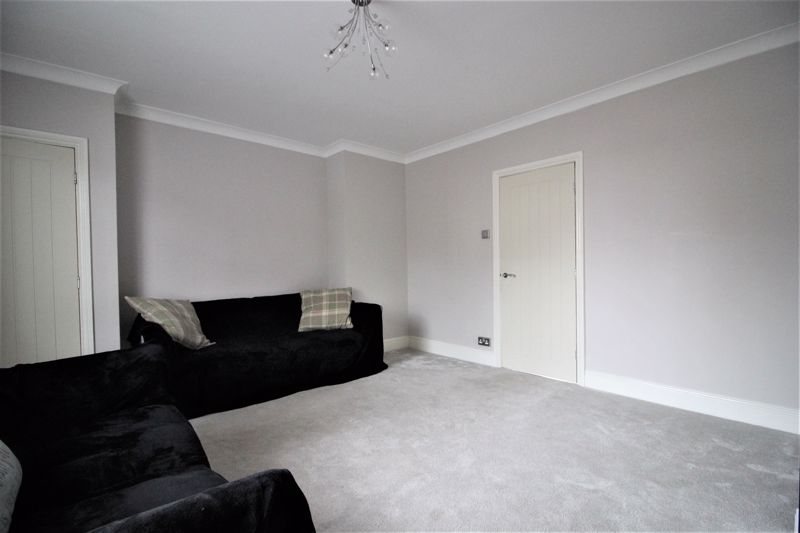 3 bed house for sale in Walesby Lane, Ollerton, NG22  - Property Image 4