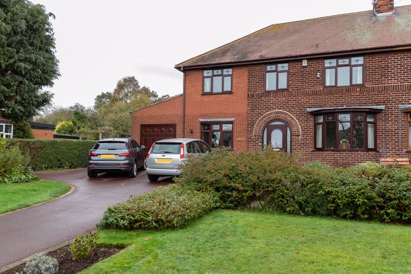 5 bed house for sale in Bescar Lane, Ollerton, NG22 1