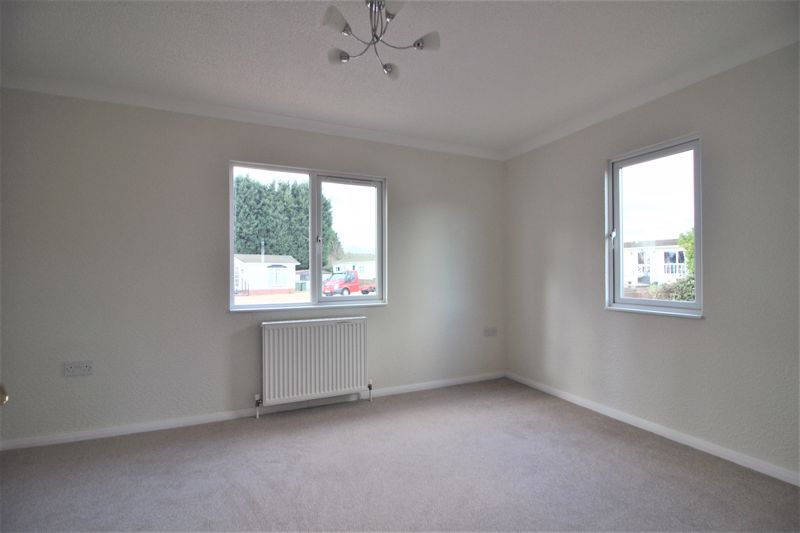 2 bed bungalow for sale in Sherwood Park, Walesby, NG22  - Property Image 12