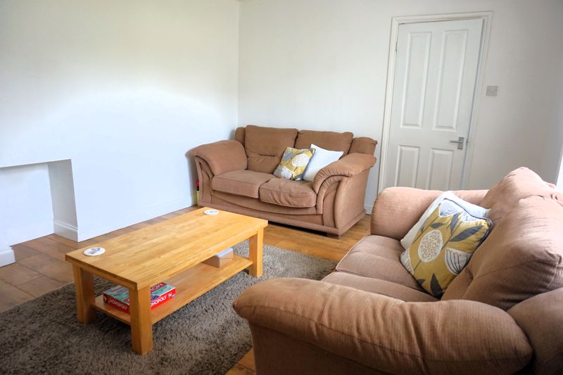 3 bed house for sale in Cedar Lane, Ollerton, NG22 6