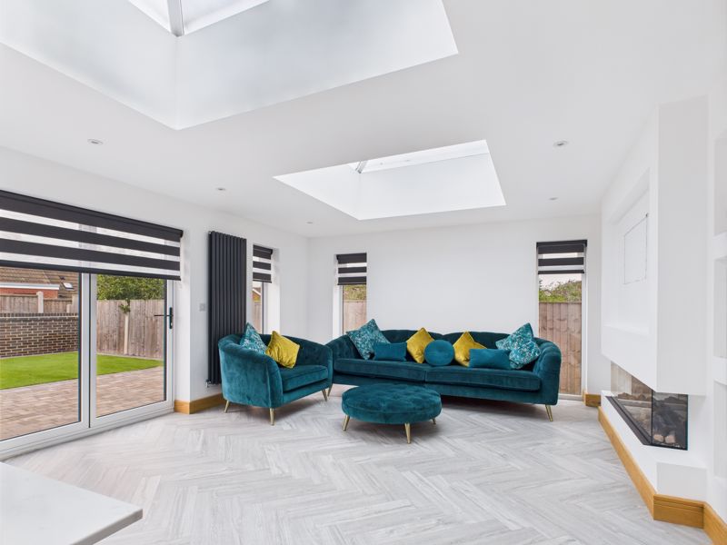 6 bed house for sale in Central Avenue, Newark, NG22  - Property Image 4