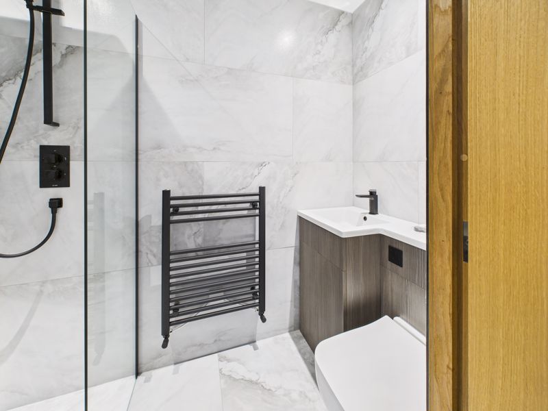 6 bed house for sale in Central Avenue, Newark, NG22  - Property Image 9