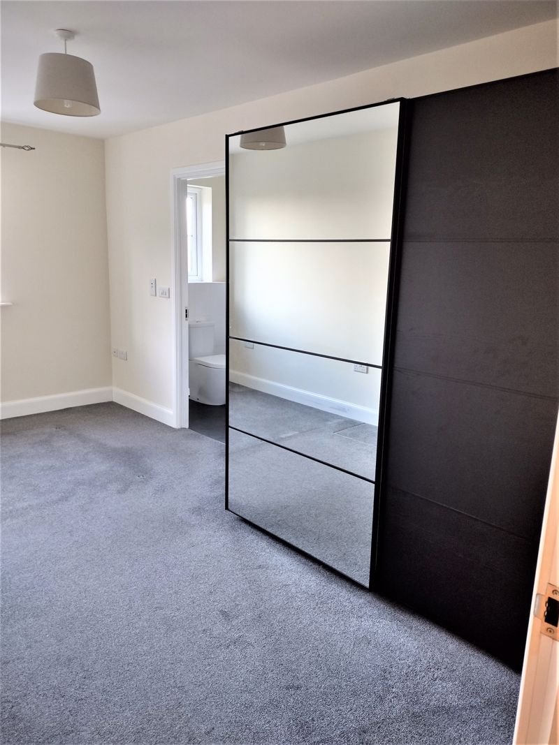 2 bed flat to rent in Freya Road, Ollerton, NG22 7
