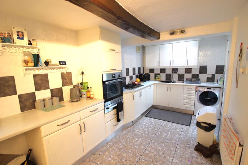 3 bed house for sale in East Lane, Mansfield, NG21 3