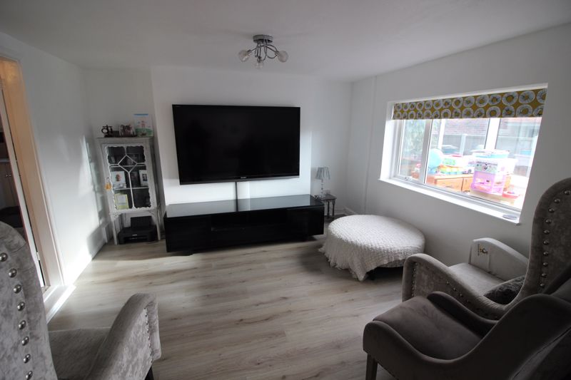 3 bed house for sale in East Lane, Mansfield, NG21 8
