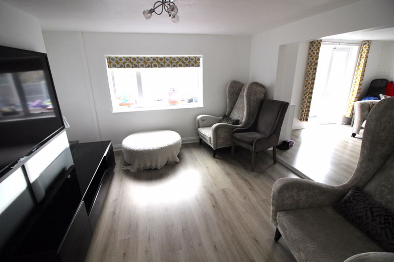 3 bed house for sale in East Lane, Mansfield, NG21 9