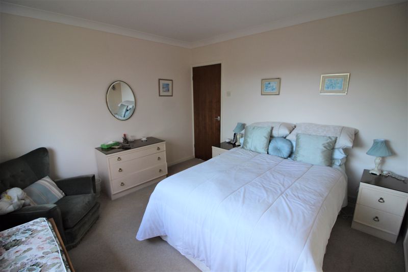 4 bed house for sale in Cornwall Drive, Ollerton, NG22  - Property Image 13