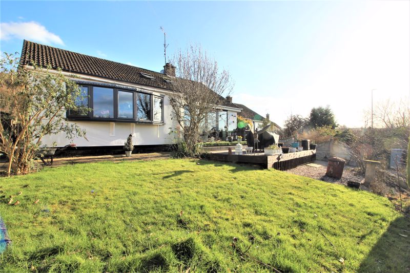 4 bed bungalow for sale in Kirton Park, Kirton, NG22  - Property Image 1