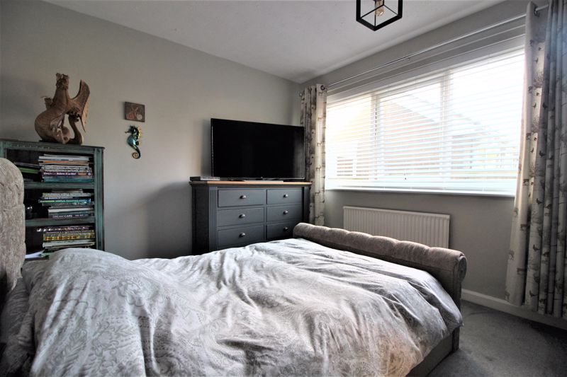 4 bed bungalow for sale in Kirton Park, Kirton, NG22  - Property Image 17