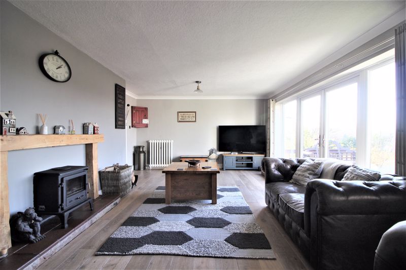4 bed bungalow for sale in Kirton Park, Kirton, NG22  - Property Image 6