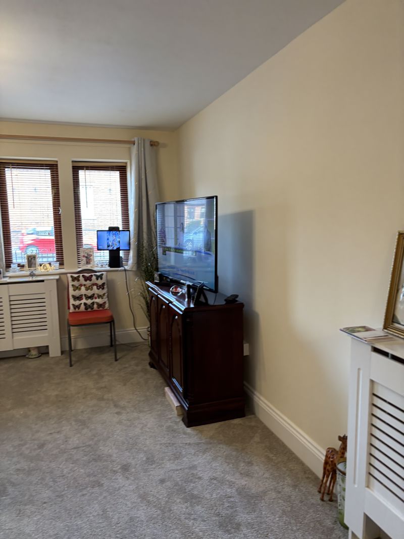 2 bed flat to rent in Linden Court, Edwinstowe, NG21  - Property Image 15