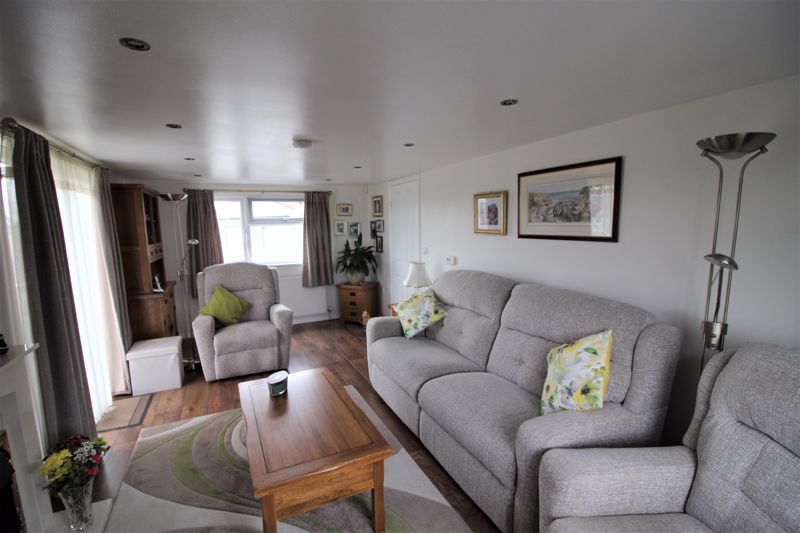 3 bed bungalow for sale in Sherwood Park, Walesby, NG22  - Property Image 2