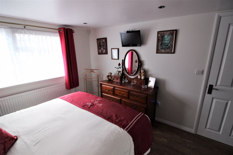 3 bed bungalow for sale in Sherwood Park, Walesby, NG22  - Property Image 12