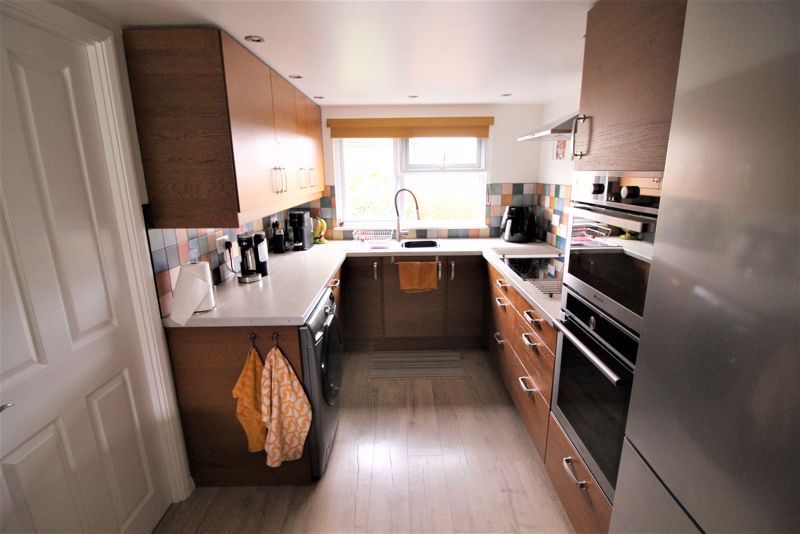 3 bed bungalow for sale in Sherwood Park, Walesby, NG22  - Property Image 6