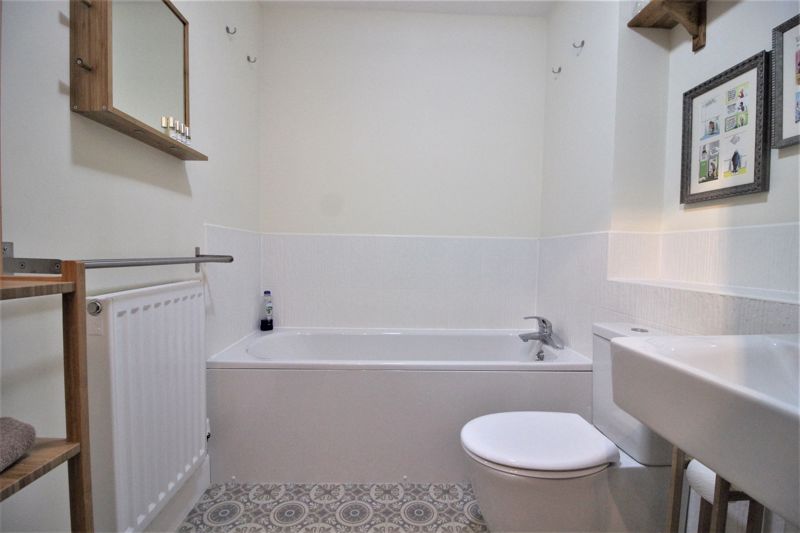 2 bed flat for sale in Goodwill Road, Ollerton, NG22 17