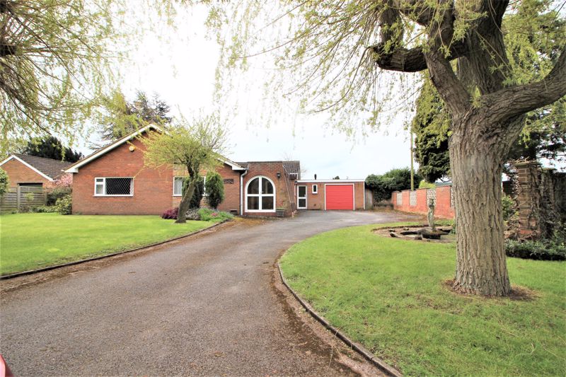 3 bed bungalow for sale in Church Road, Boughton, NG22 1