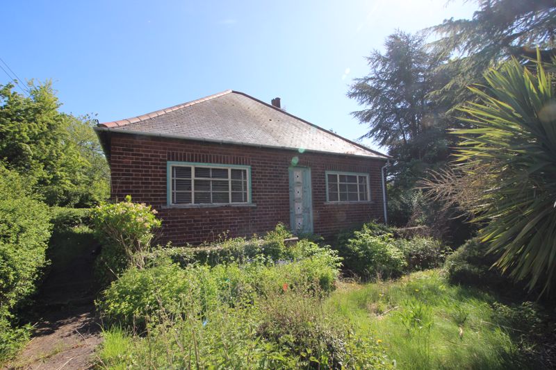 2 bed bungalow for sale in Newark Road, Tuxford, NG22 1