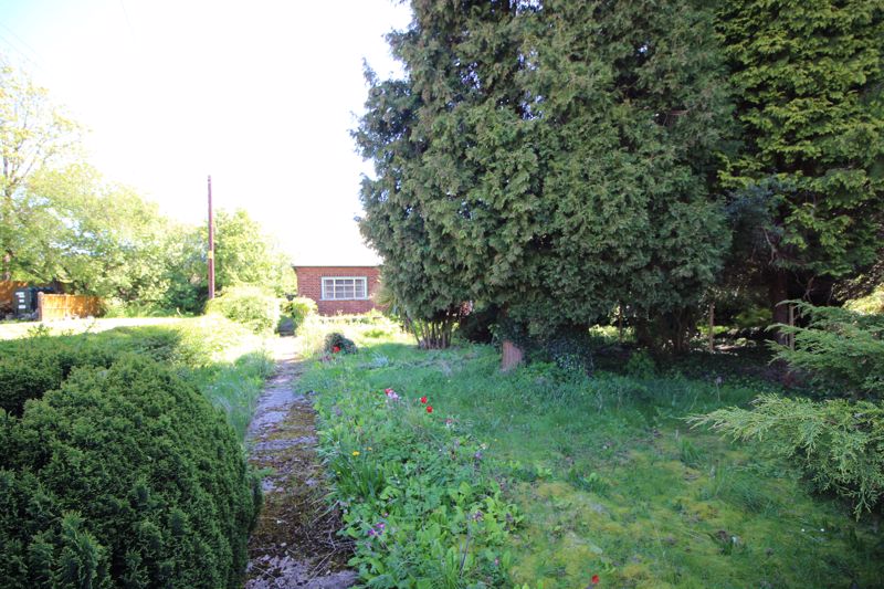 2 bed bungalow for sale in Newark Road, Tuxford, NG22 17