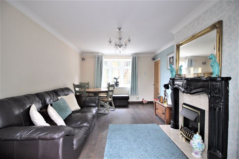 3 bed house for sale in Yew Tree Road, Ollerton, NG22 6