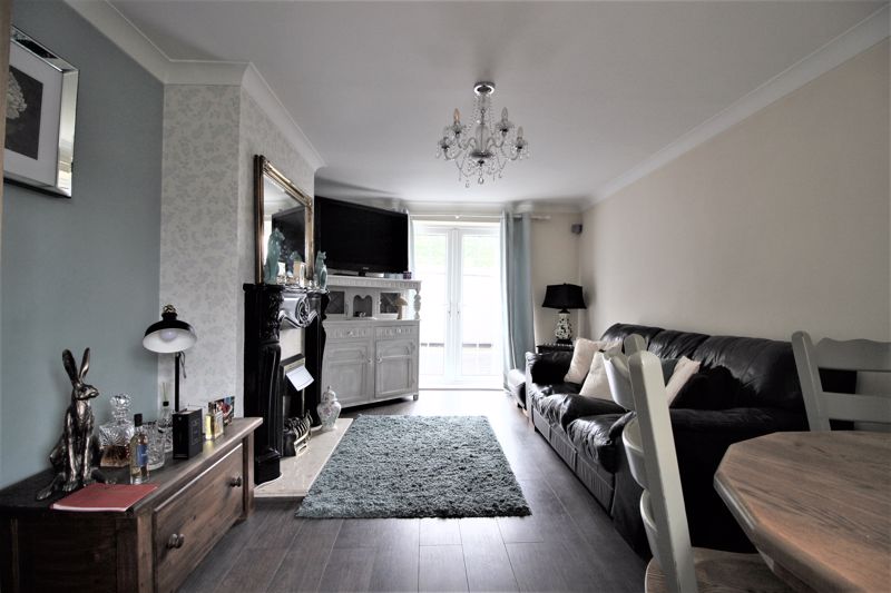 3 bed house for sale in Yew Tree Road, Ollerton, NG22 7