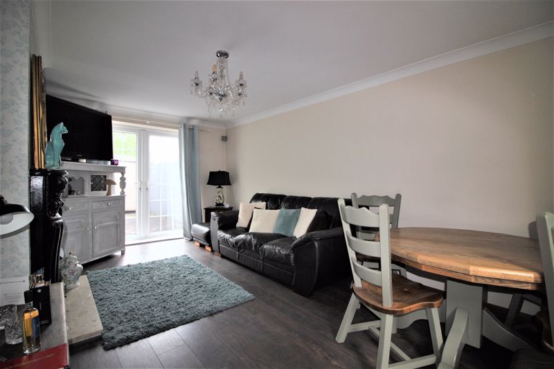 3 bed house for sale in Yew Tree Road, Ollerton, NG22 9