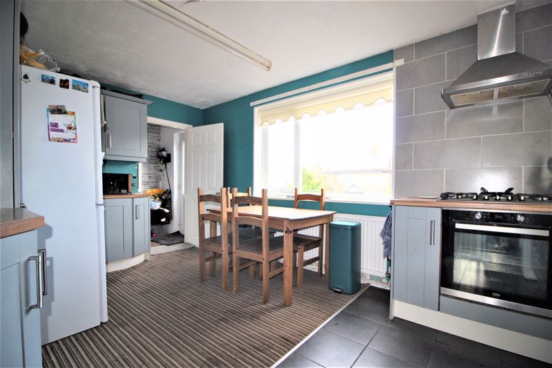 3 bed house for sale in Breck Bank, Ollerton, NG22 3