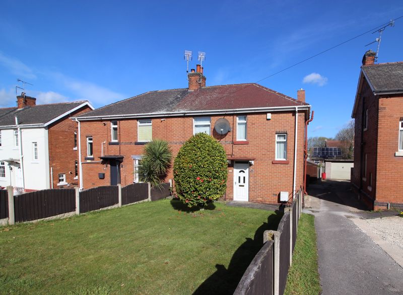 3 bed house for sale in Forest Road, Ollerton , NG22  - Property Image 1