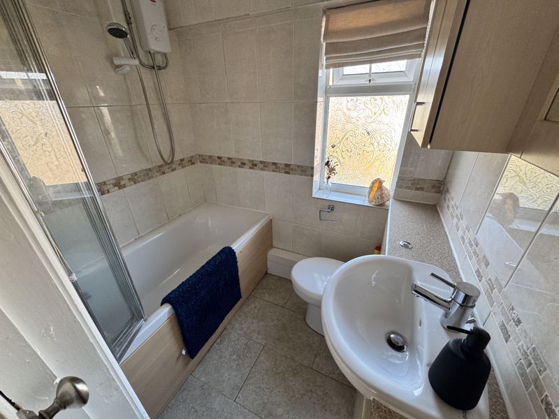 3 bed house for sale in Fourth Avenue, Edwinstowe, NG21 12