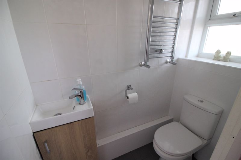 3 bed house for sale in Fourth Avenue, Edwinstowe, NG21 6