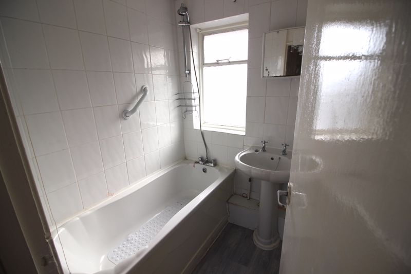3 bed house for sale in Whitewater Road, Ollerton, NG22 11