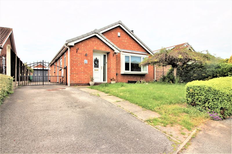 3 bed bungalow for sale in Aspen Close, Tuxford , NG22  - Property Image 1