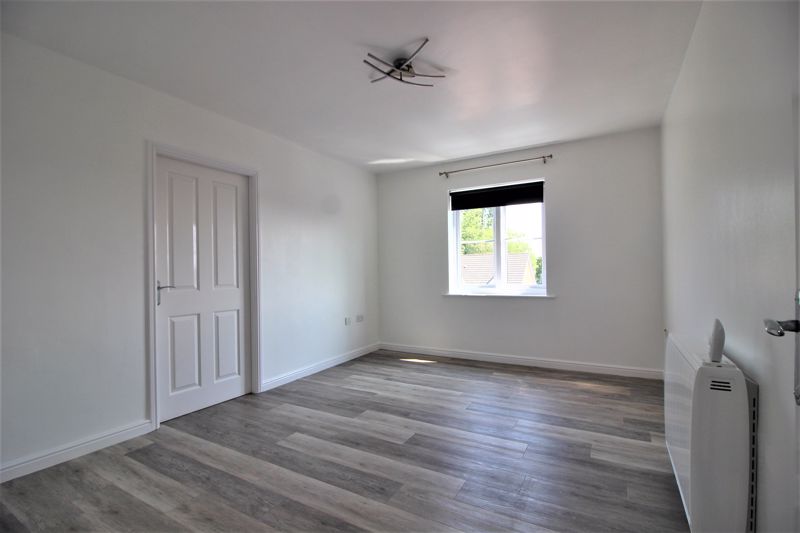 1 bed flat for sale in Trinity Road, Mansfield, NG21 2