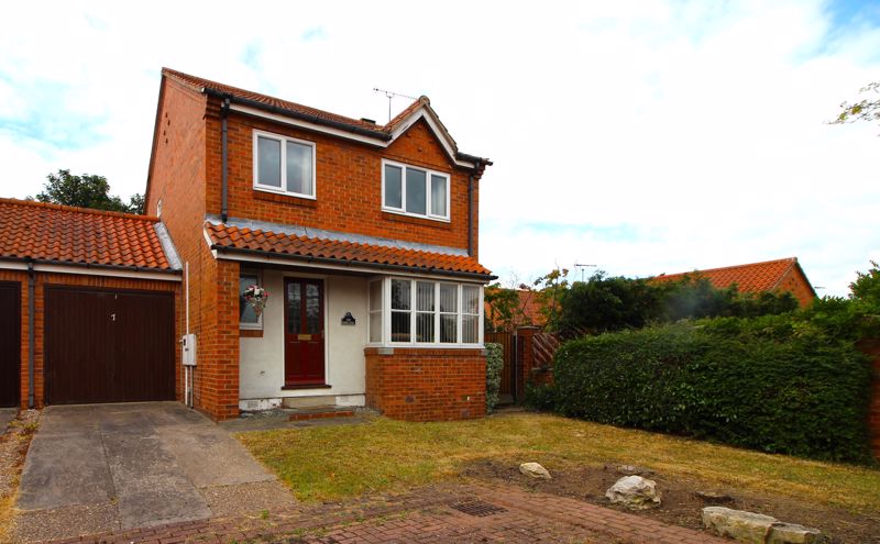 3 bed house for sale in Church View, Ollerton, NG22 1