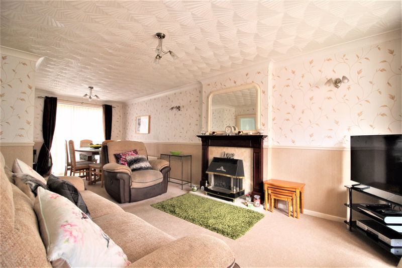 3 bed house for sale in Church View, Ollerton, NG22 2