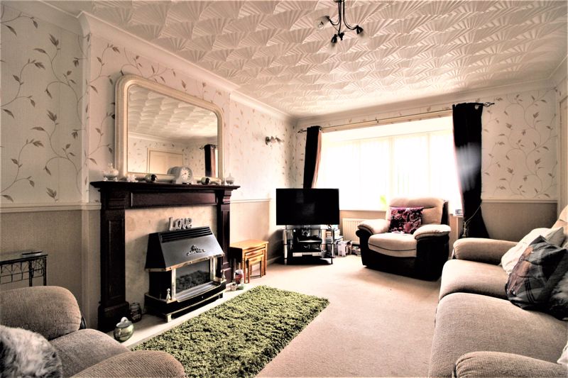3 bed house for sale in Church View, Ollerton, NG22  - Property Image 3