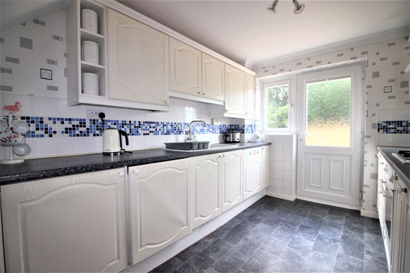 3 bed house for sale in Church View, Ollerton, NG22 4