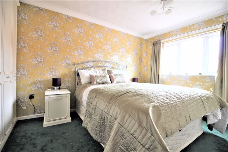 3 bed house for sale in Church View, Ollerton, NG22 7